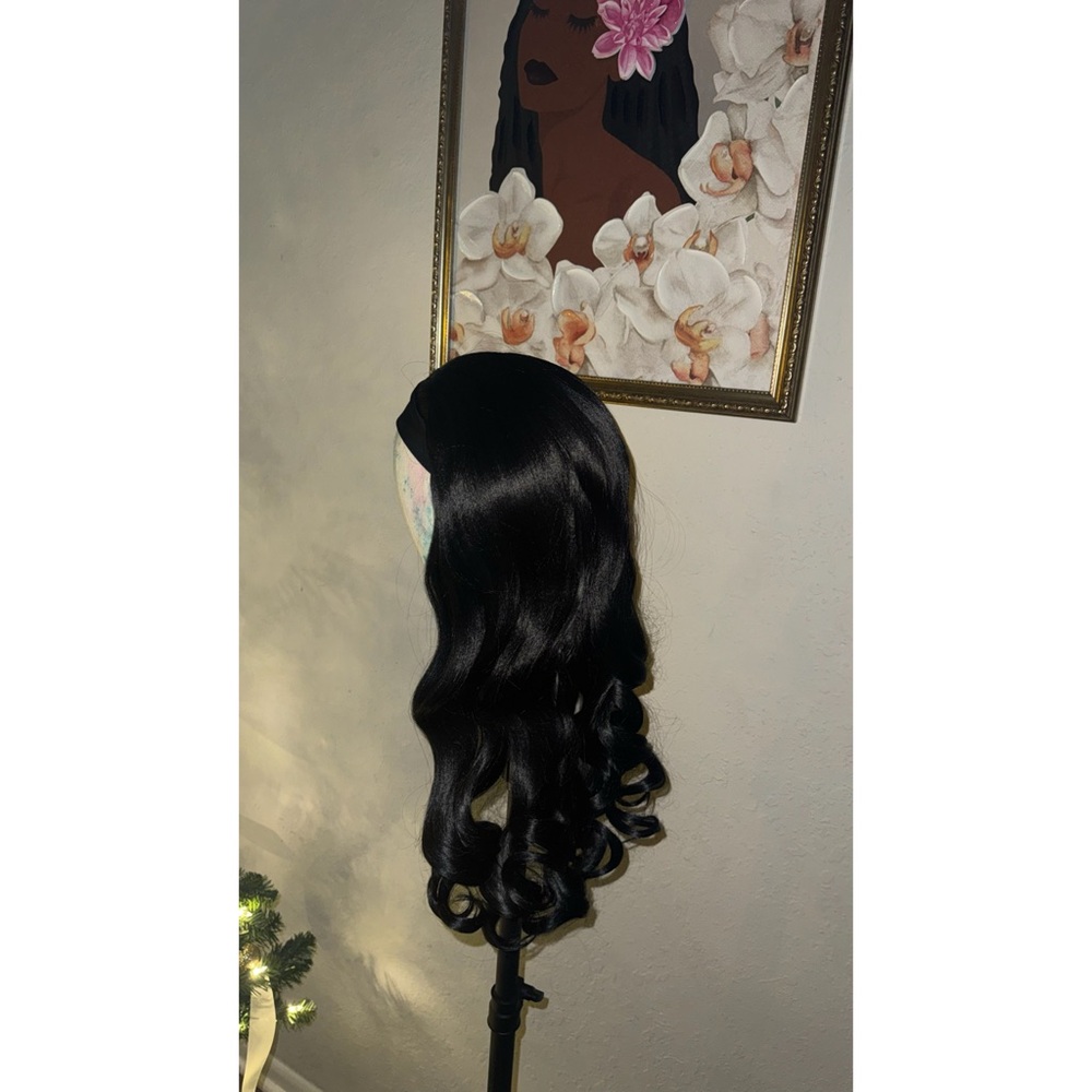 Beautiful 26 in Body Wave Headband Half Wig